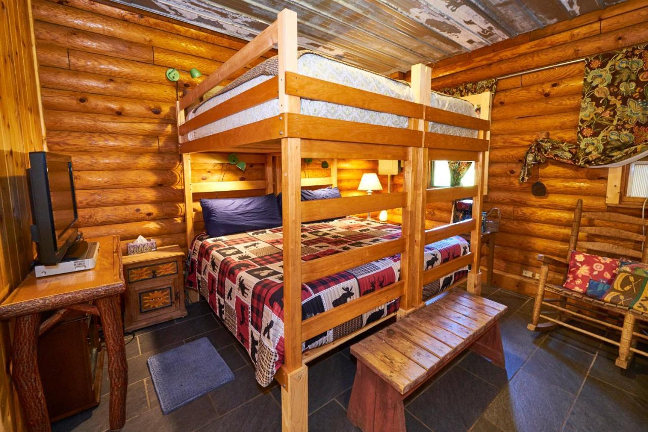 Cosby Creekwalk Inn Bed And Breakfast With Cabins المظهر الخارجي الصورة